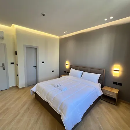 Tuyo Hotel Tirana