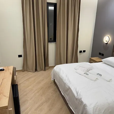 Tuyo 3*