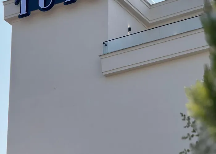 Hotell Tuyo Tirana
