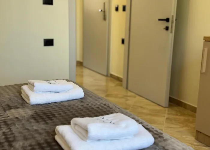 Tuyo Hotell 3*